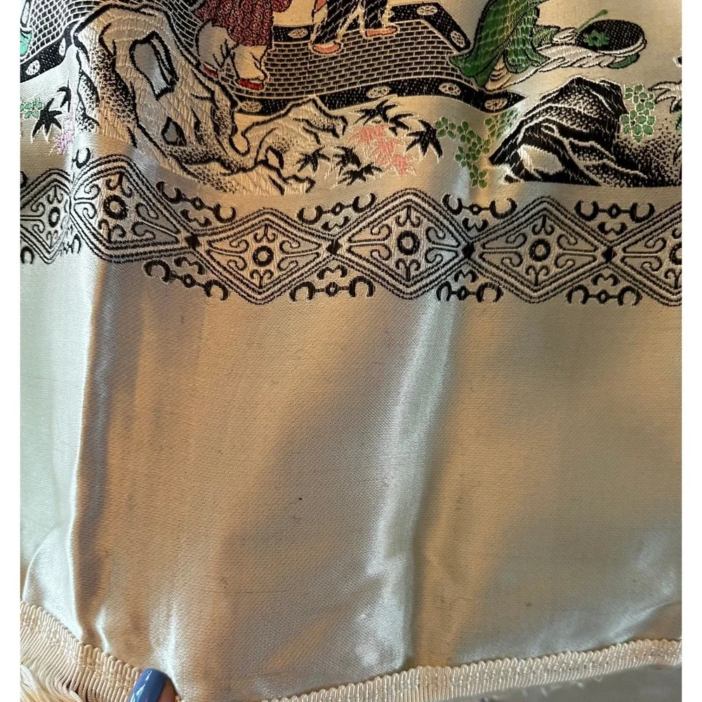 Vintage Oriental Garden Scene Woven Tapestry Table Runner Cream Fringe Large‎